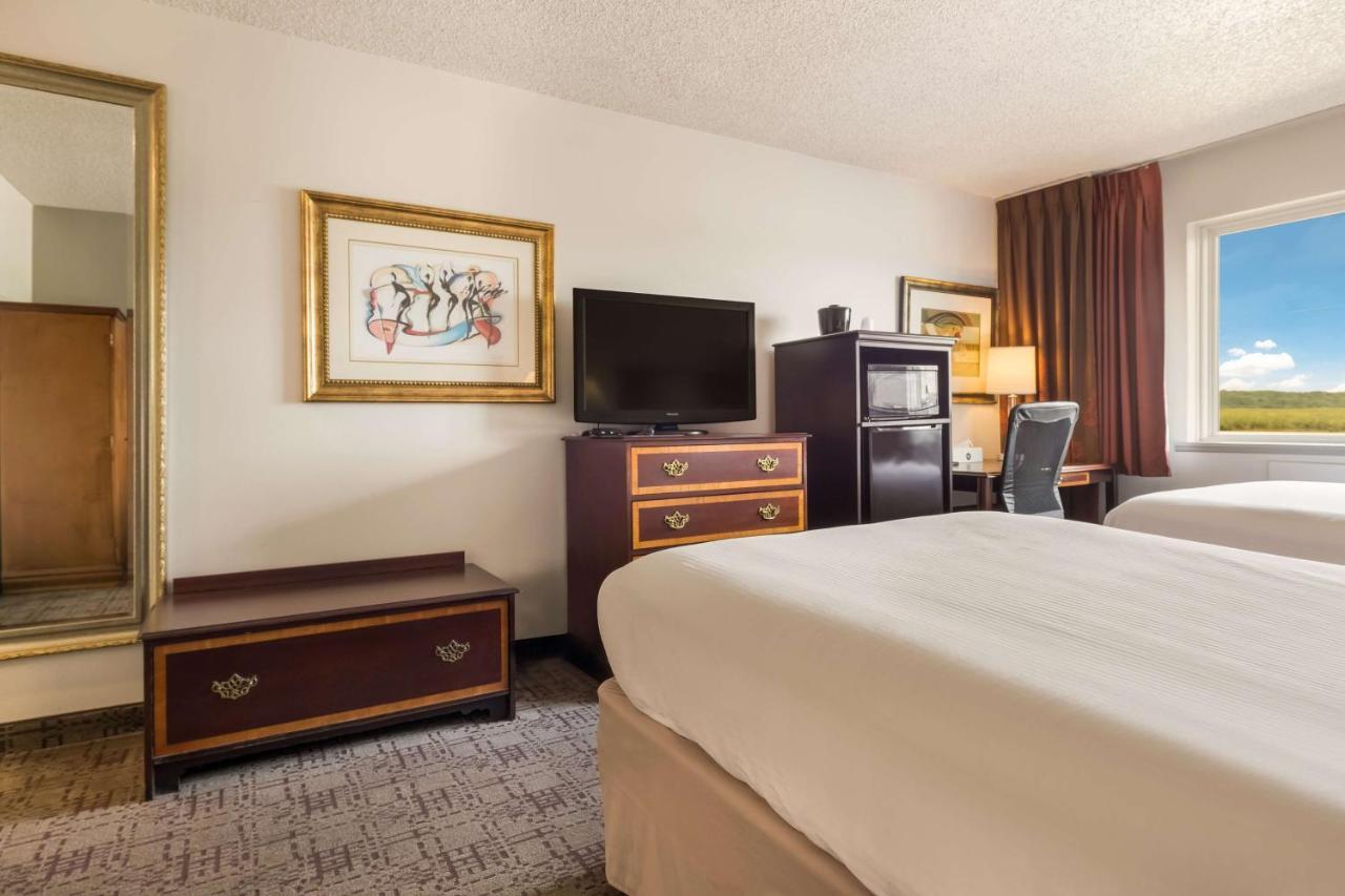 Surestay Hotel By Best Western Thomson Ngoại thất bức ảnh