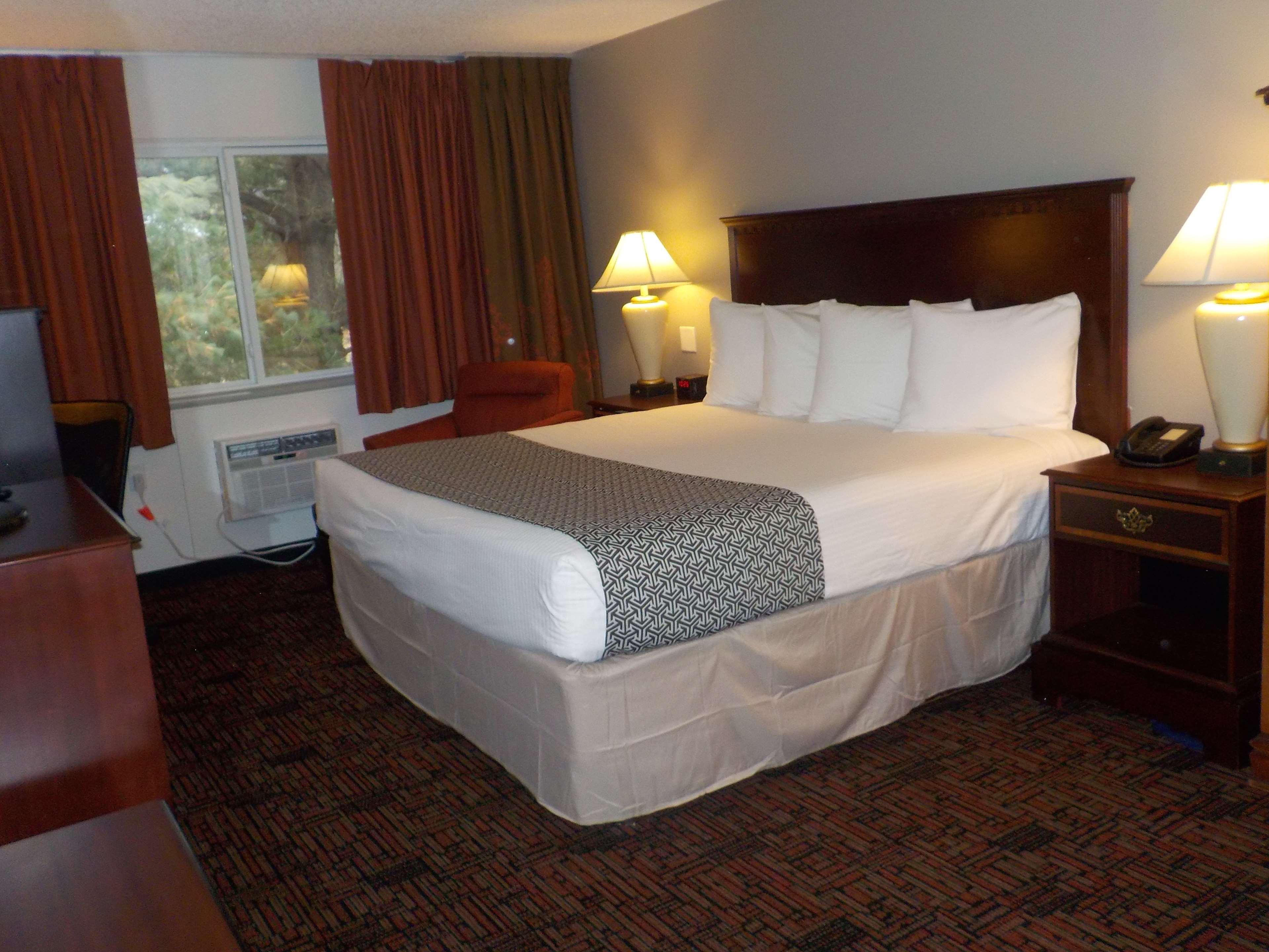 Surestay Hotel By Best Western Thomson Phòng bức ảnh