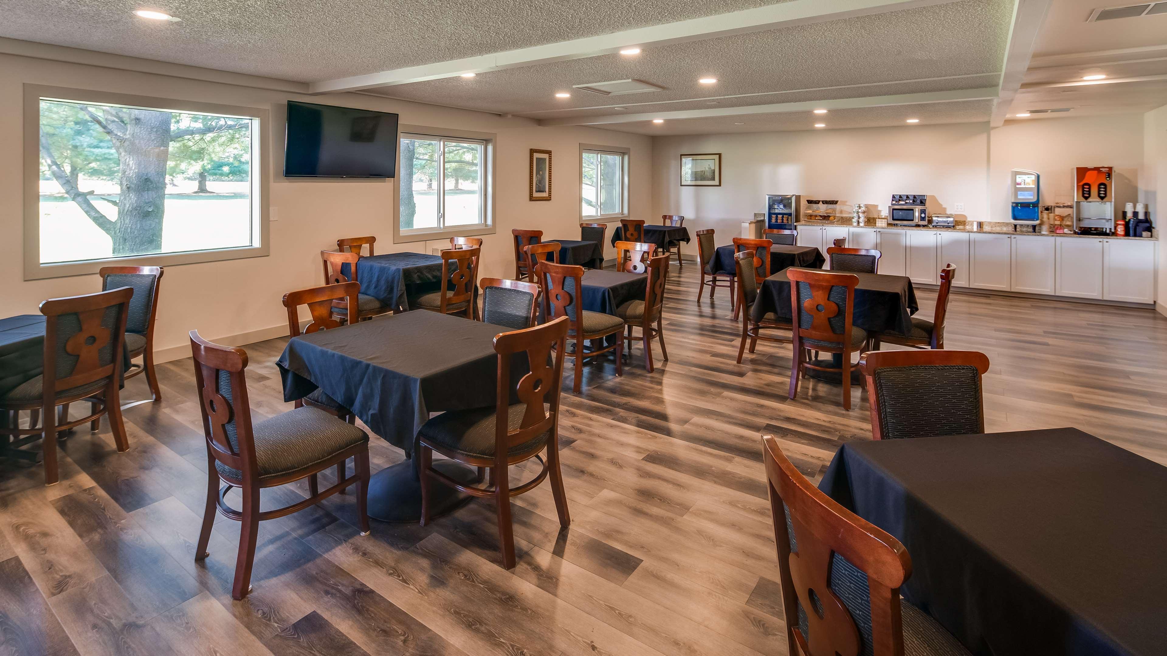 Surestay Hotel By Best Western Thomson Ngoại thất bức ảnh